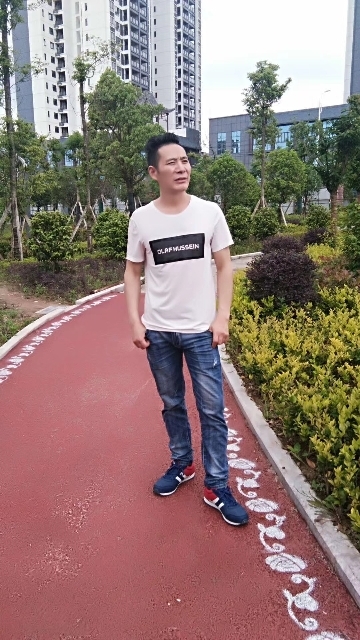 真诚相待的第一张照片--利川蓝颜知己交友网